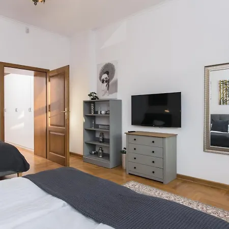 Grand Family Apartment / Main Square / Old Town Appartamento *