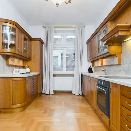 Grand Family Apartment / Main Square / Old Town Cracovia