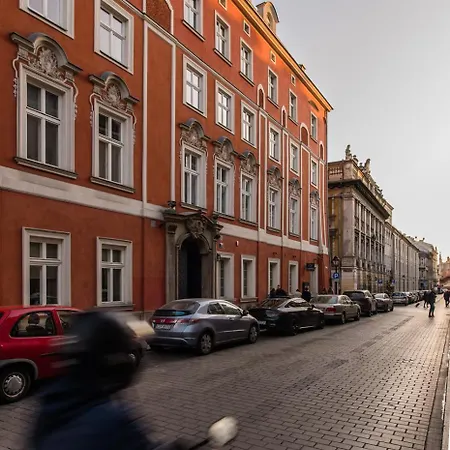 Grand Family Apartment / Main Square / Old Town *